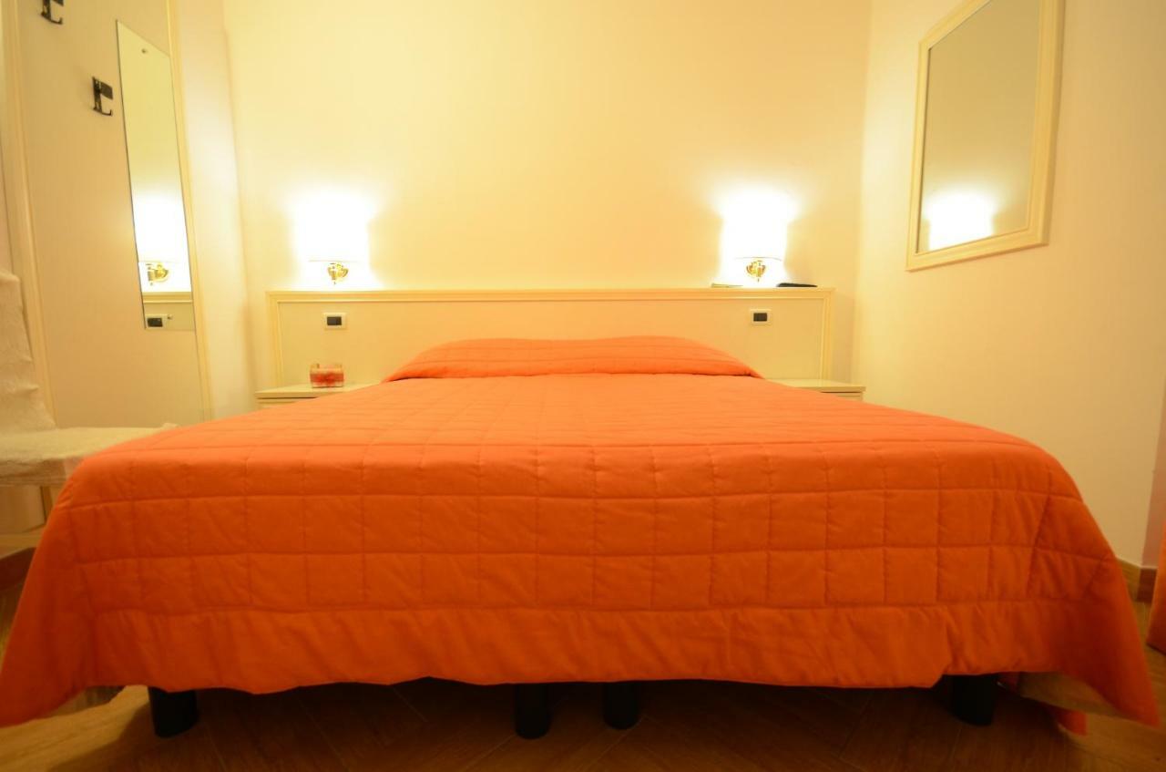 Il Piccolo Nido Bed & Breakfast Borgo Montenero Exterior foto