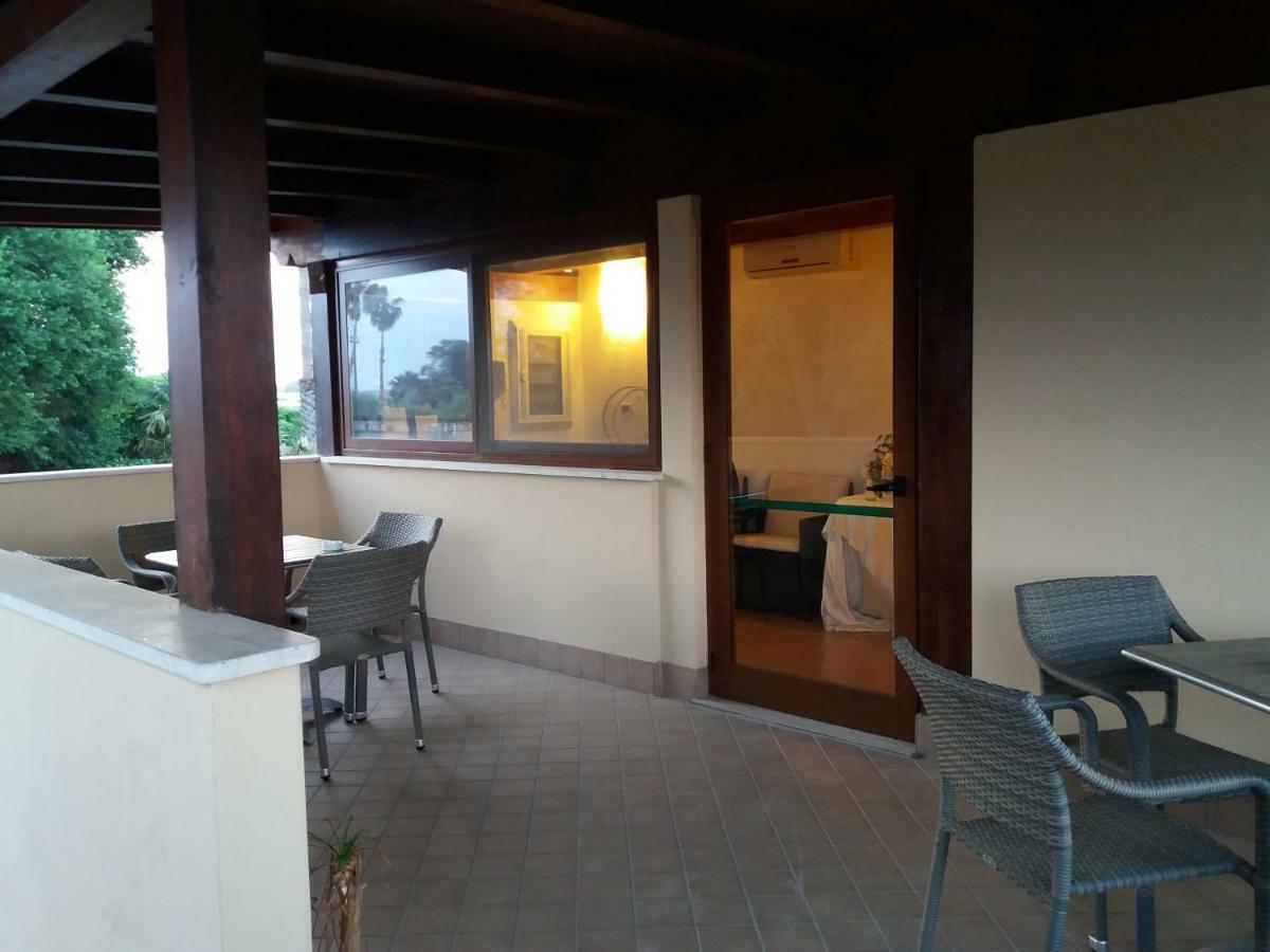 Il Piccolo Nido Bed & Breakfast Borgo Montenero Exterior foto